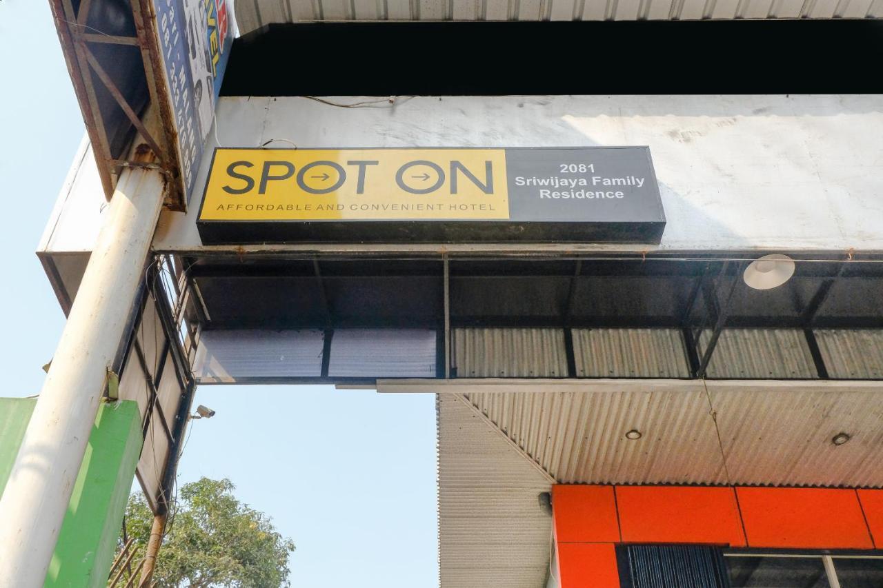 Spot On 2081 Sriwijaya Family Residence Lawang Luaran gambar