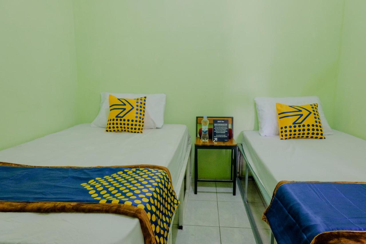 Spot On 2081 Sriwijaya Family Residence Lawang Luaran gambar