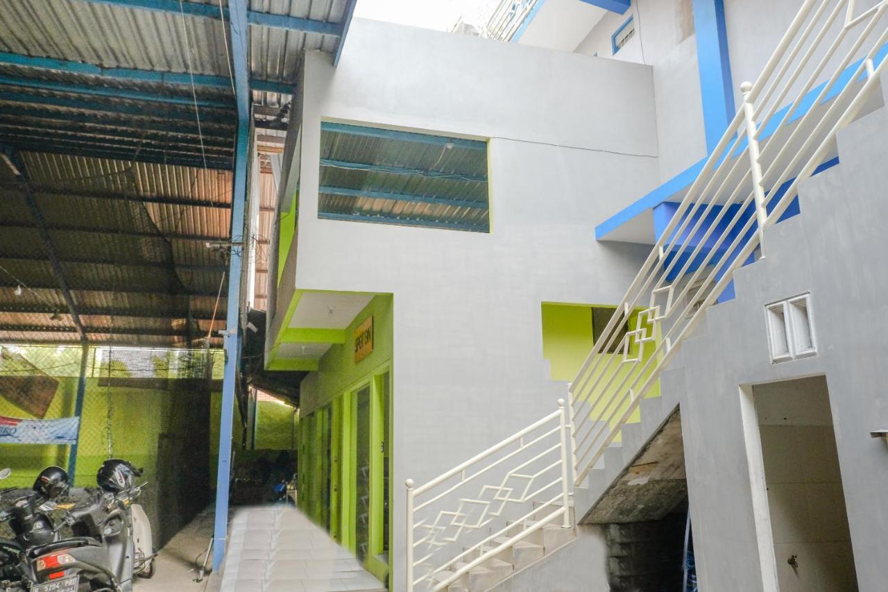Spot On 2081 Sriwijaya Family Residence Lawang Luaran gambar