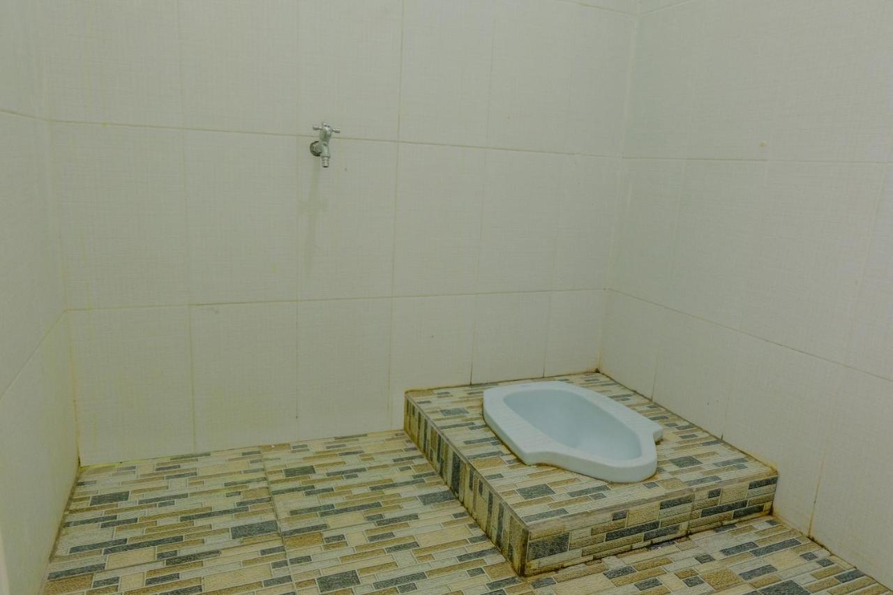 Spot On 2081 Sriwijaya Family Residence Lawang Luaran gambar